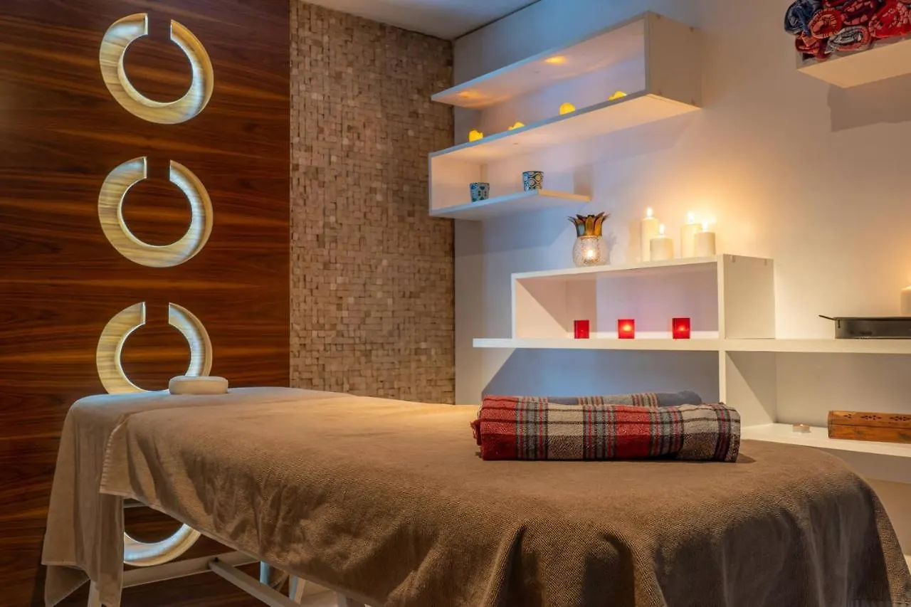 Residence Hotel By Ketenci Esmirna 3*,